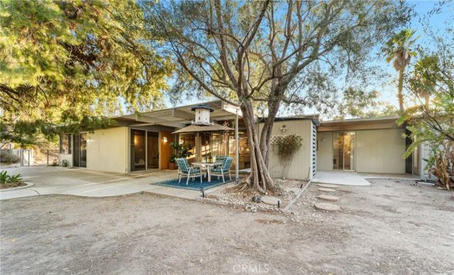 1595 Cherokee Road, Corona, CA 92881