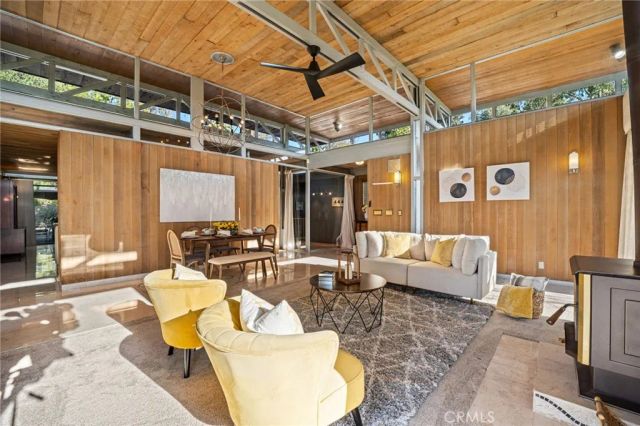 1595 Cherokee Road, Corona, CA 92881
