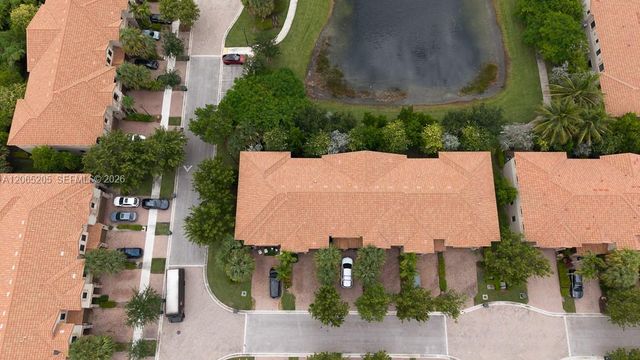 6943 Halton Park Ln, Coconut Creek, FL 33073