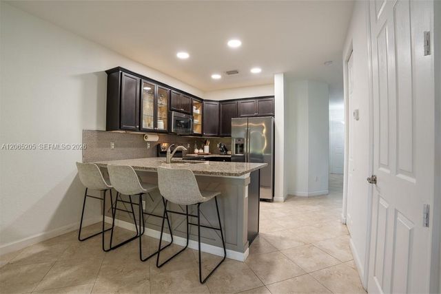 6943 Halton Park Ln, Coconut Creek, FL 33073