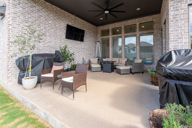 1713 FIELD BRK, Seguin, TX 78155