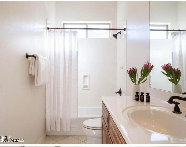 22220 N 36TH Street, Phoenix, AZ 85050