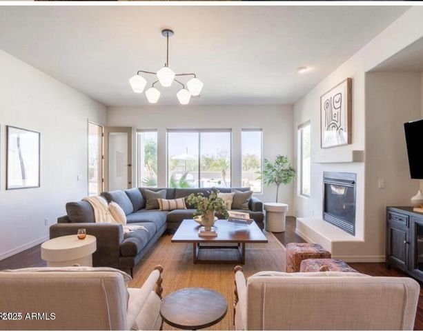 22220 N 36TH Street, Phoenix, AZ 85050