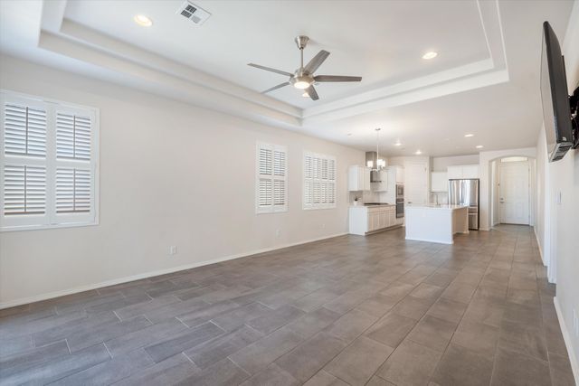 7427 Sandmark Road NW, Albuquerque, NM 87114