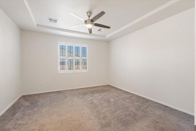 7427 Sandmark Road NW, Albuquerque, NM 87114