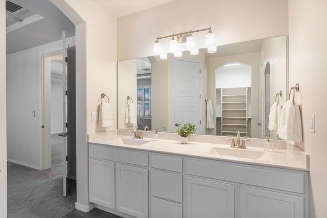 7427 Sandmark Road NW, Albuquerque, NM 87114