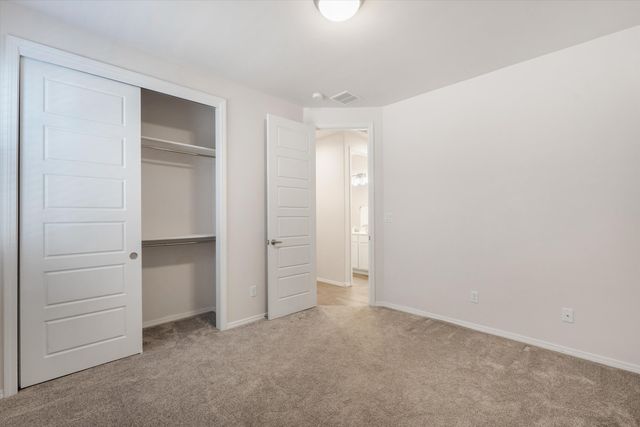 7427 Sandmark Road NW, Albuquerque, NM 87114