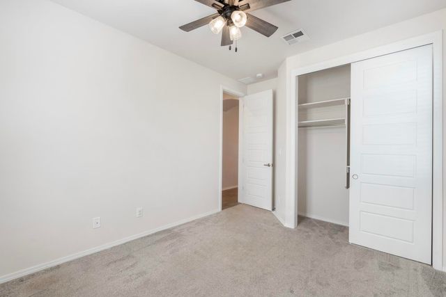 7427 Sandmark Road NW, Albuquerque, NM 87114