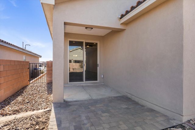 7427 Sandmark Road NW, Albuquerque, NM 87114