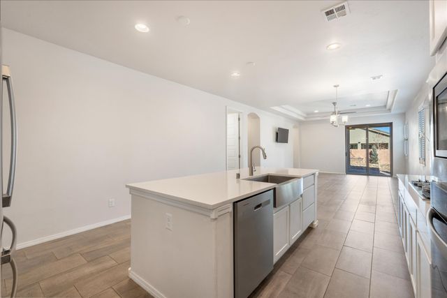 7427 Sandmark Road NW, Albuquerque, NM 87114