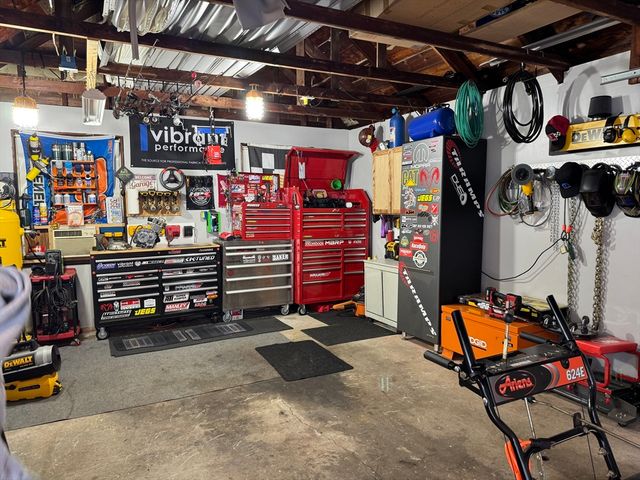 35 Randall Ave, Somerset, MA 02726