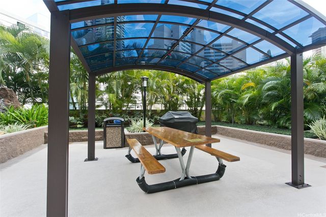 411 Hobron Lane 2905, Honolulu, HI 96815