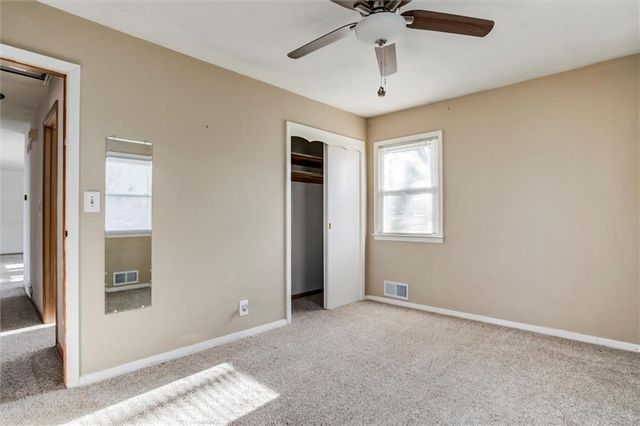 8819 W 88th Street, Overland Park, KS 66212