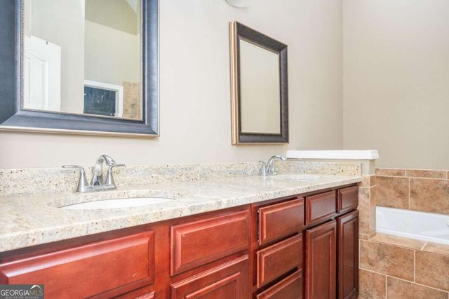 6939 Dockbridge Way, Stone Mountain, GA 30087