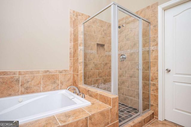 6939 Dockbridge Way, Stone Mountain, GA 30087