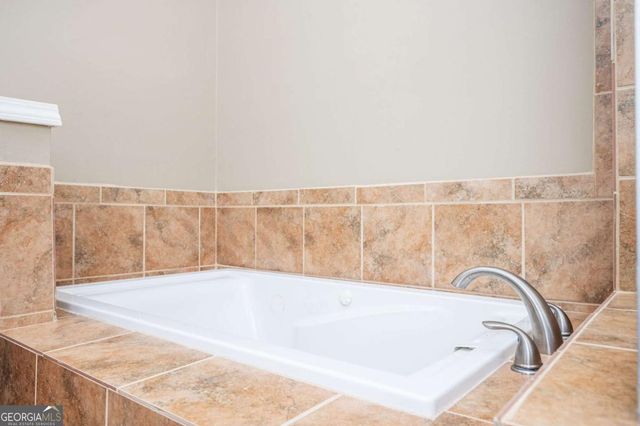 6939 Dockbridge Way, Stone Mountain, GA 30087