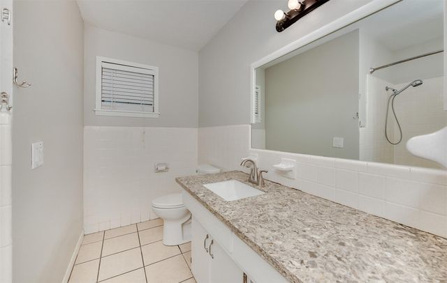 504 Redbud Street, Caldwell, TX 77836