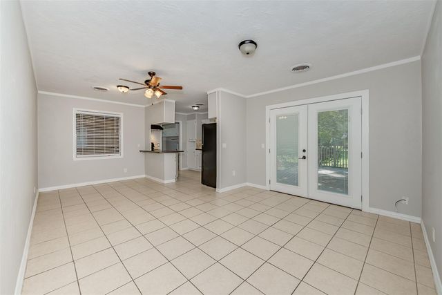 504 Redbud Street, Caldwell, TX 77836