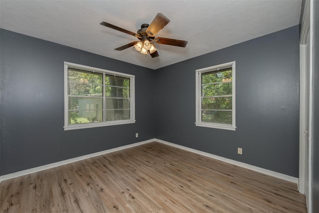 504 Redbud Street, Caldwell, TX 77836