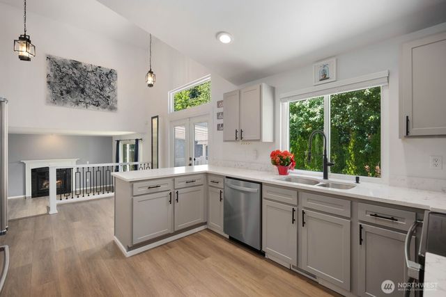 4209 Arbor Court SE, Lacey, WA 98503