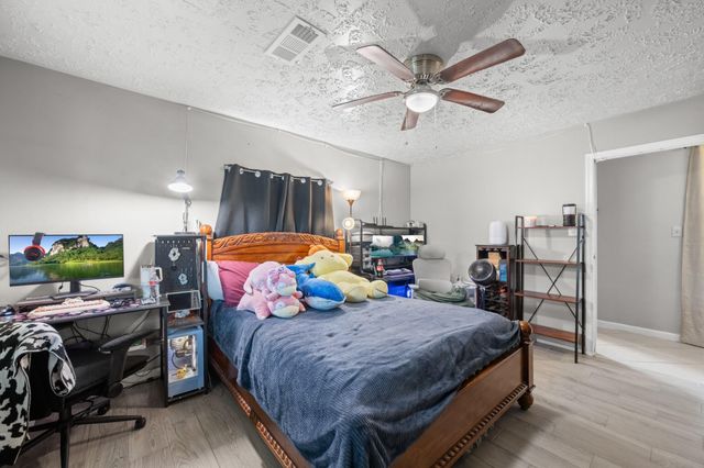 11763 Cliveden Drive, Houston, TX 77066