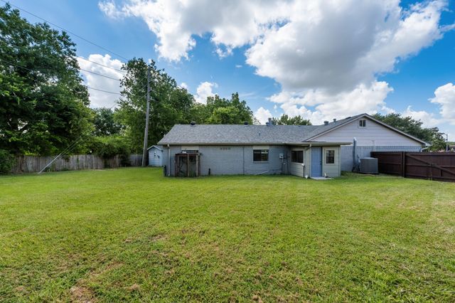 11763 Cliveden Drive, Houston, TX 77066