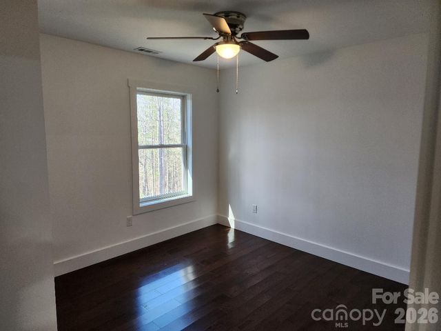 24 Salt Box Haven, Burnsville, NC 28714