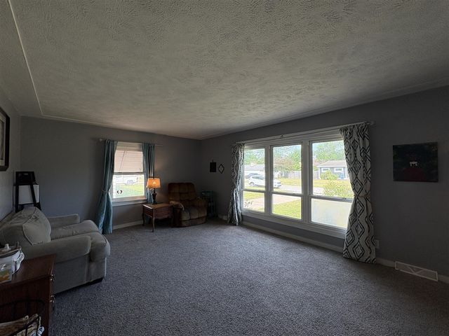 3062 Eastland Road, Muskegon, MI 49441