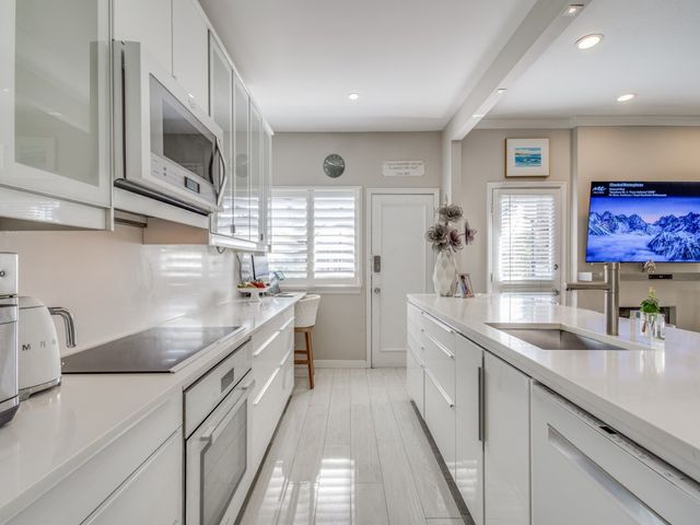 10764 Villager Road C, Dallas, TX 75230