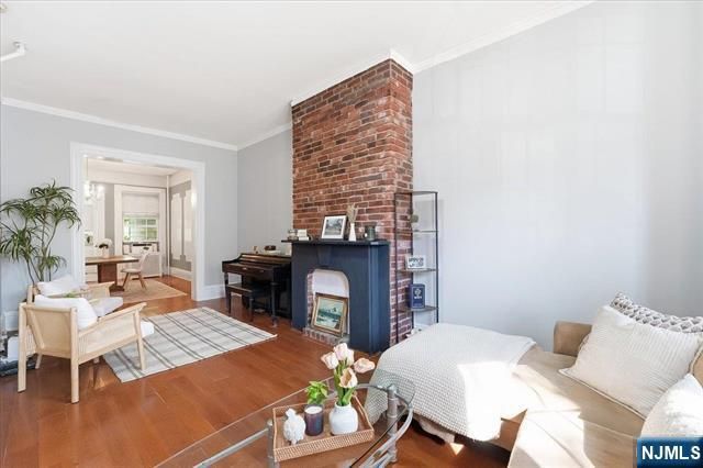 20 Fleet Street, Jersey City, NJ 07306