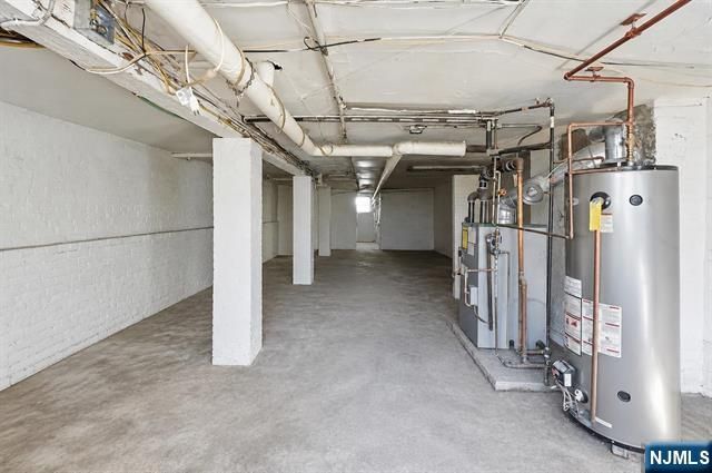 20 Fleet Street, Jersey City, NJ 07306