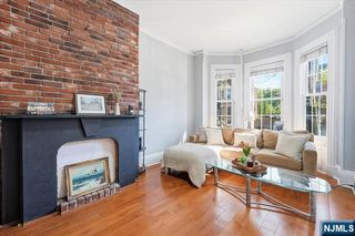 20 Fleet Street, Jersey City, NJ 07306