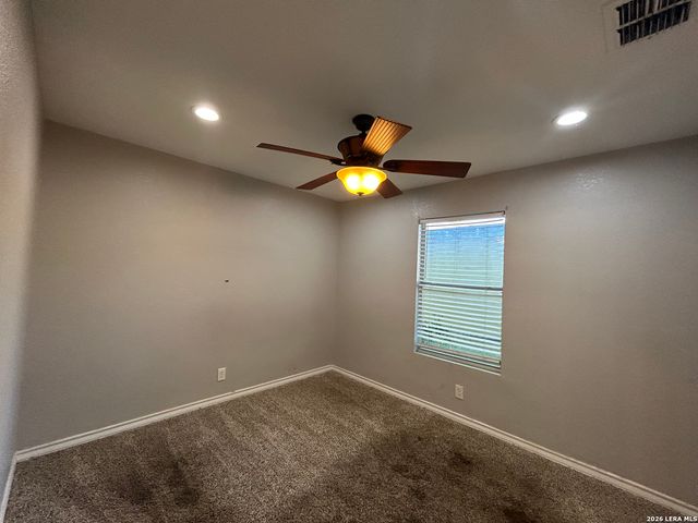 105 El Fledo, San Antonio, TX 78210