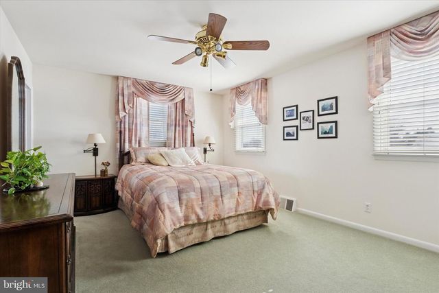 9204 BURBANK RD, Philadelphia, PA 19115