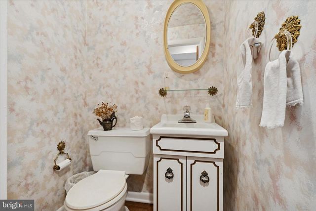 9204 BURBANK RD, Philadelphia, PA 19115