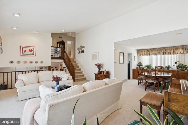 9204 BURBANK RD, Philadelphia, PA 19115