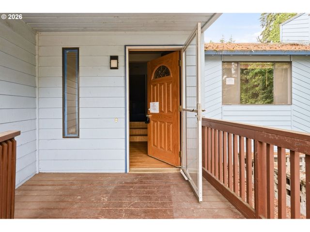 2940 Se OAK St, Hillsboro, OR 97123