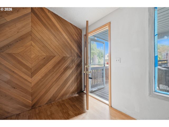 2940 Se OAK St, Hillsboro, OR 97123