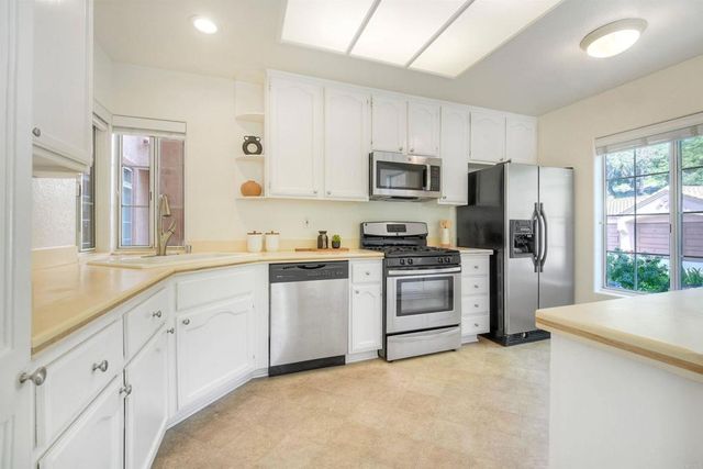 3575 Cameo Drive 43, Oceanside, CA 92056