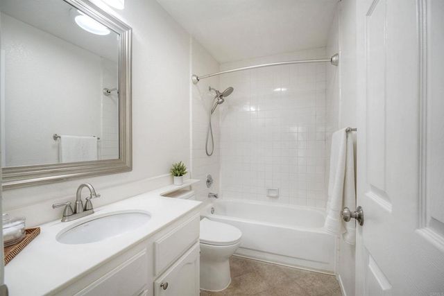 3575 Cameo Drive 43, Oceanside, CA 92056