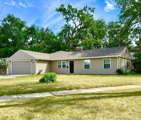 363 Indianwood Boulevard, Park Forest, IL 60466