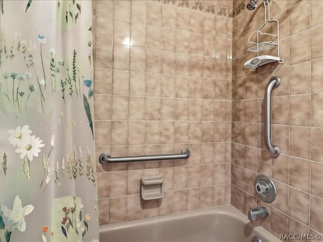 240 N Indianapolis Avenue, Hernando, FL 34442