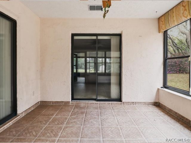 240 N Indianapolis Avenue, Hernando, FL 34442