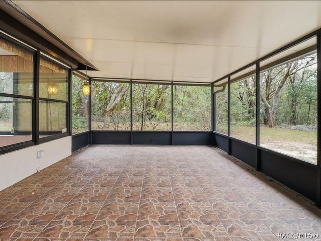 240 N Indianapolis Avenue, Hernando, FL 34442