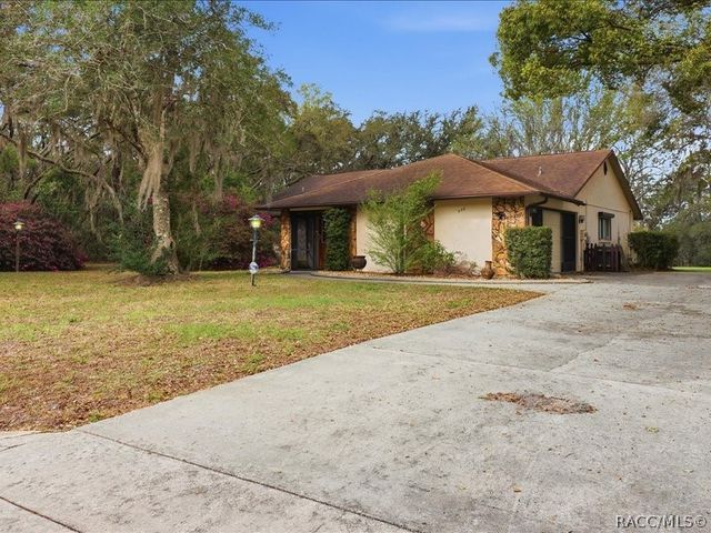 240 N Indianapolis Avenue, Hernando, FL 34442