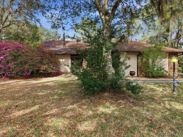 240 N Indianapolis Avenue, Hernando, FL 34442