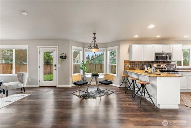 21207 81st Street E, Bonney Lake, WA 98391