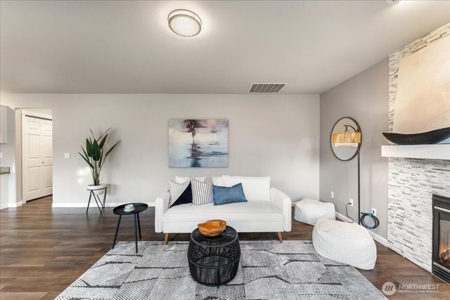 21207 81st Street E, Bonney Lake, WA 98391