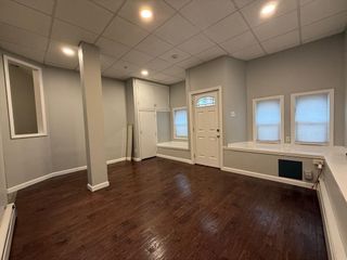 690 Lawrence St 1, Lowell, MA 01852