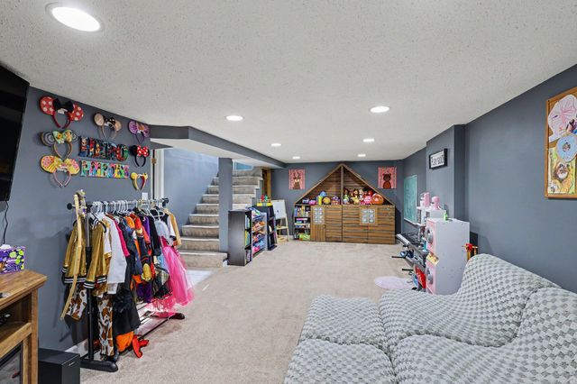 1357 Cornell Road, Roosevelt Park City, MI 49441
